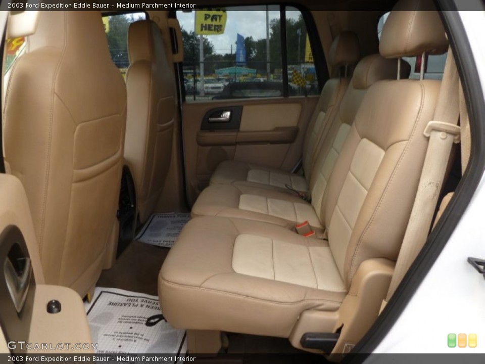 Medium Parchment Interior Photo for the 2003 Ford Expedition Eddie Bauer #49990810