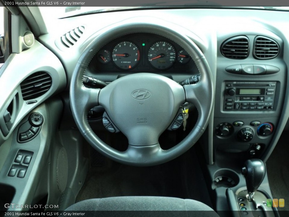 Gray Interior Dashboard for the 2001 Hyundai Santa Fe GLS V6 #49991344