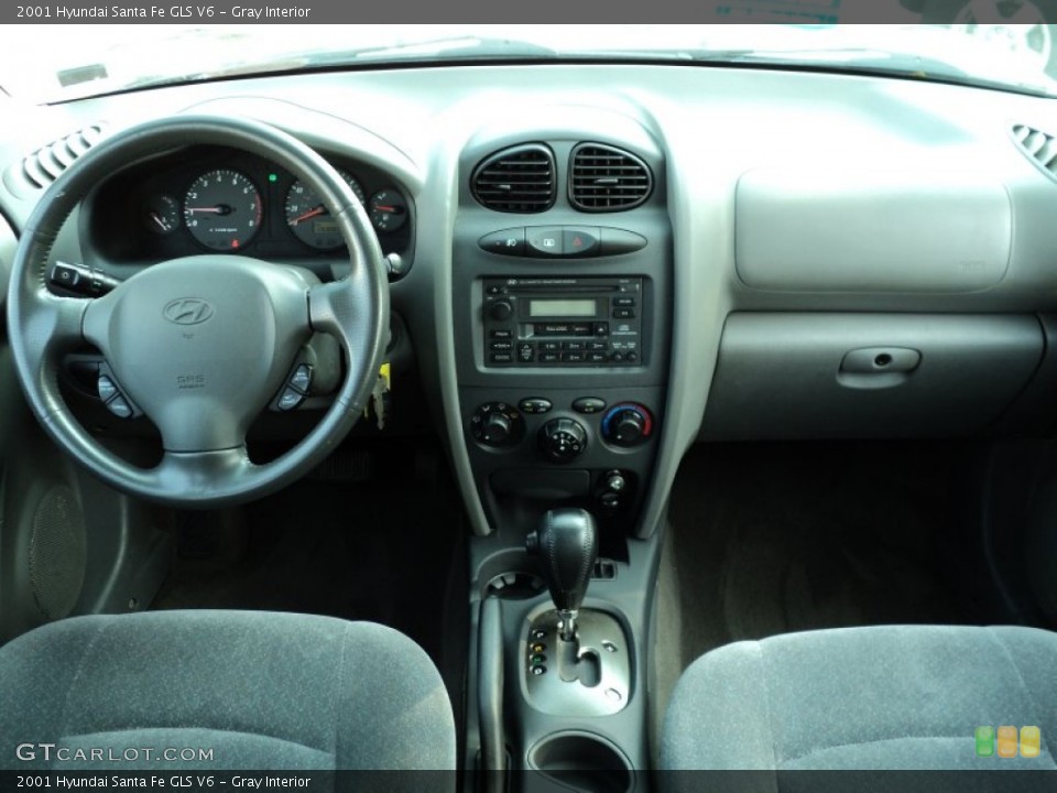 Gray Interior Dashboard for the 2001 Hyundai Santa Fe GLS V6 #49991350
