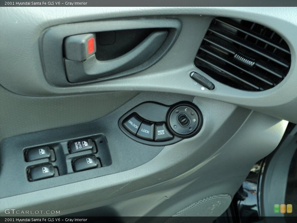 Gray Interior Controls for the 2001 Hyundai Santa Fe GLS V6 #49991389