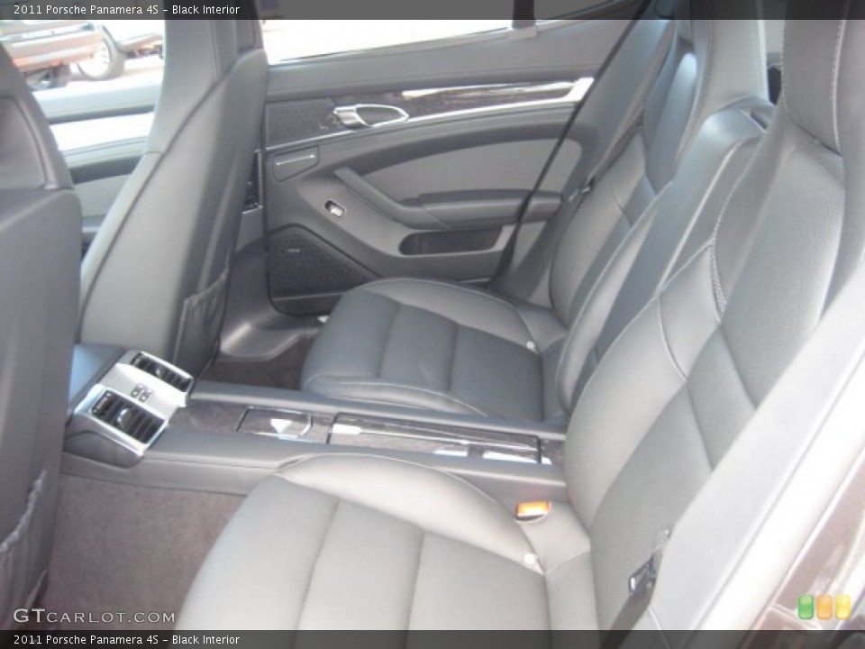 Black Interior Photo for the 2011 Porsche Panamera 4S #49992937