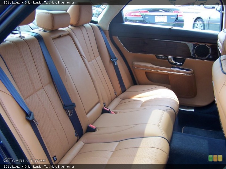 London Tan/Navy Blue Interior Photo for the 2011 Jaguar XJ XJL #49995037