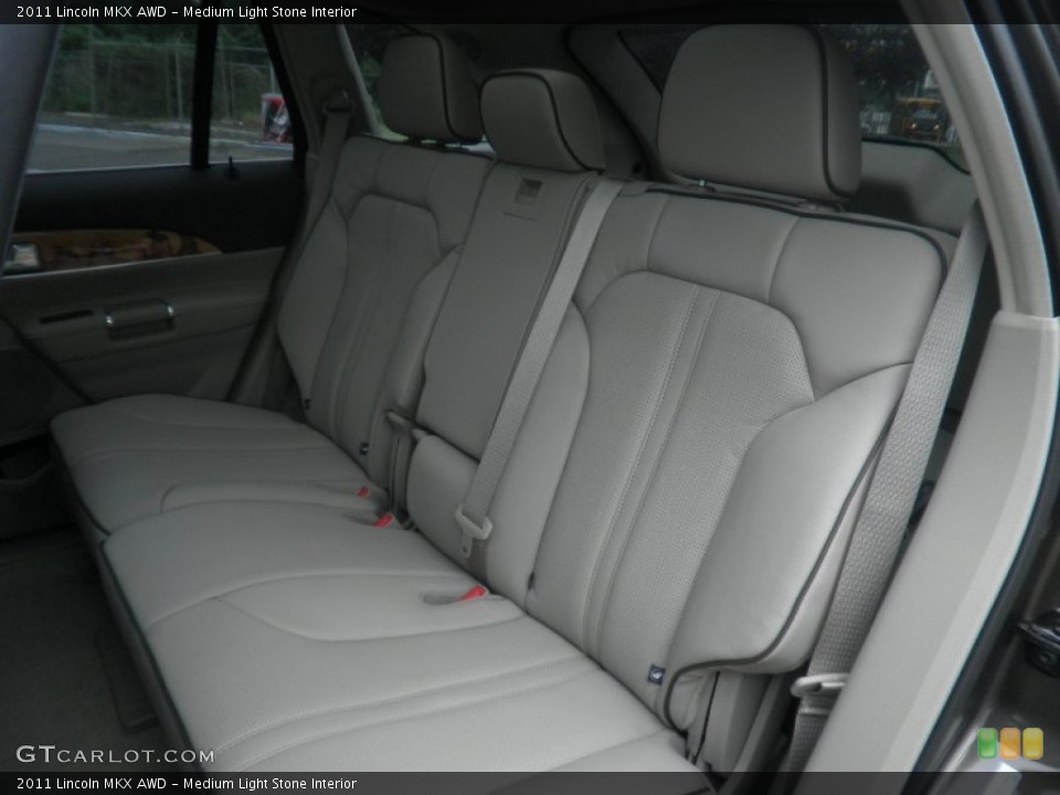 Medium Light Stone Interior Photo for the 2011 Lincoln MKX AWD #49996993