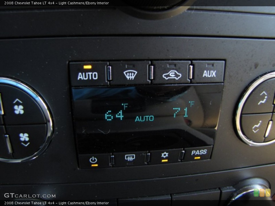 Light Cashmere/Ebony Interior Controls for the 2008 Chevrolet Tahoe LT 4x4 #49998550