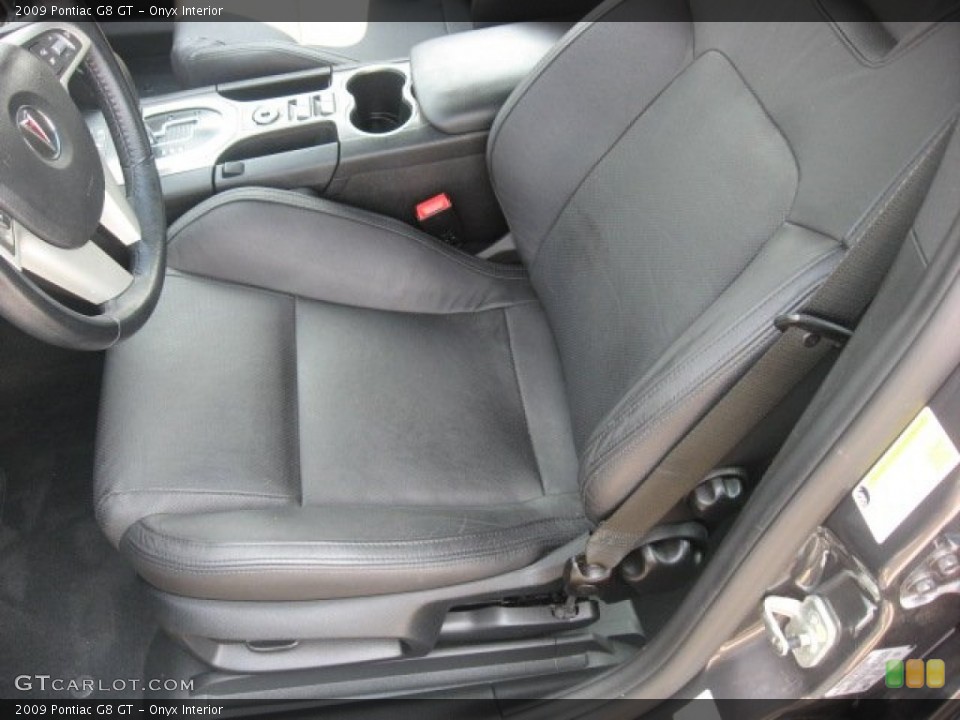 Onyx Interior Photo for the 2009 Pontiac G8 GT #50000115
