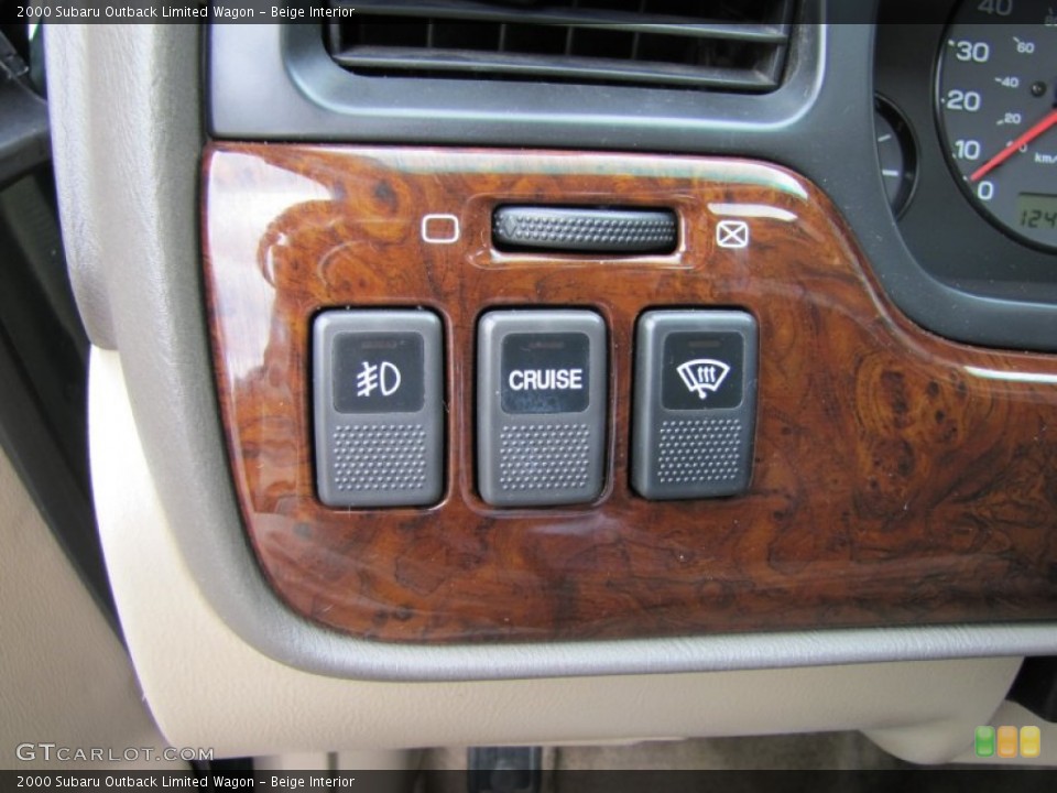 Beige Interior Controls for the 2000 Subaru Outback Limited Wagon #50023219
