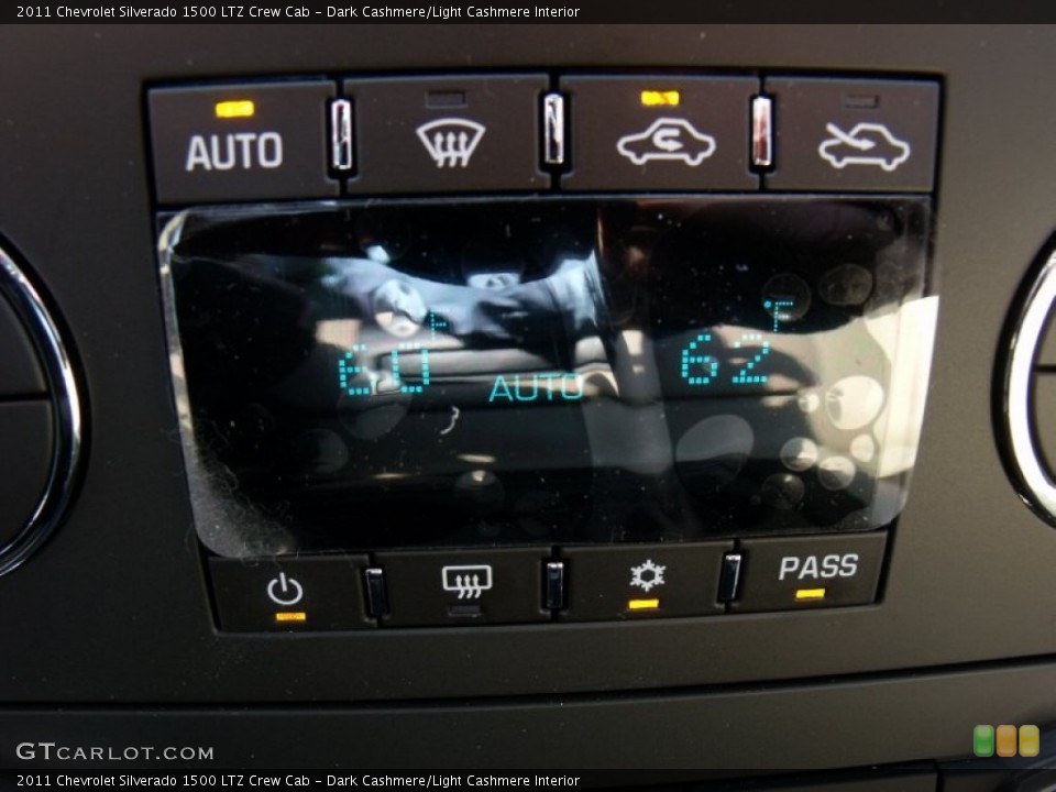 Dark Cashmere/Light Cashmere Interior Controls for the 2011 Chevrolet Silverado 1500 LTZ Crew Cab #50023780