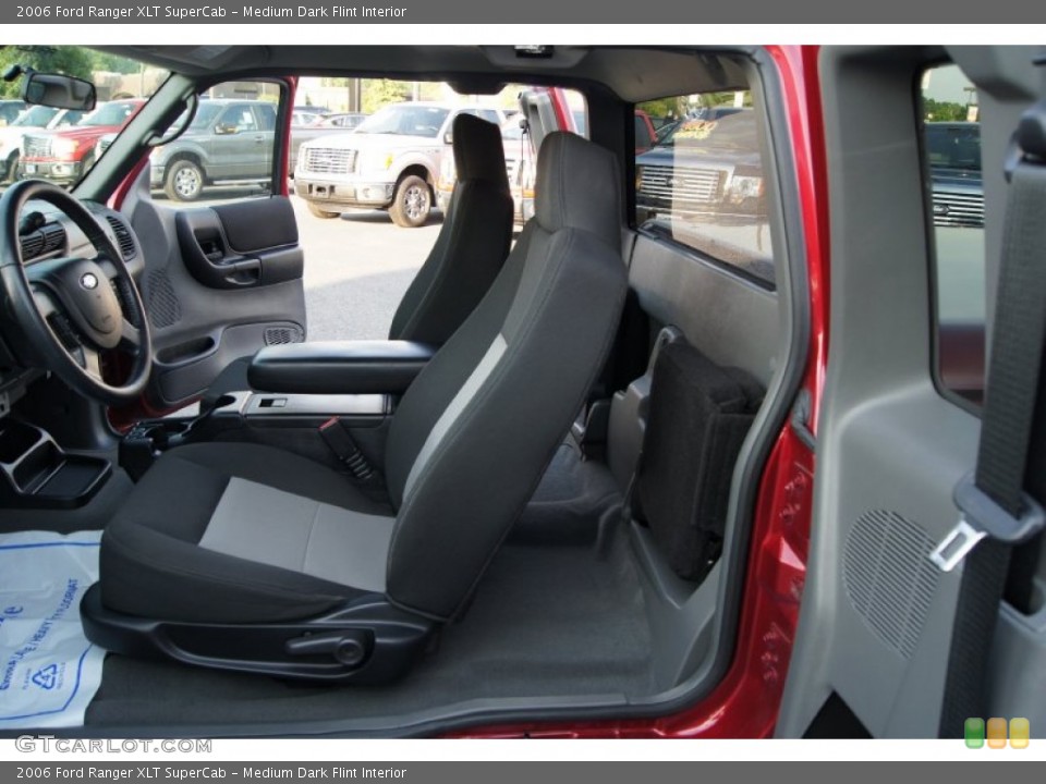 Medium Dark Flint Interior Photo for the 2006 Ford Ranger XLT SuperCab #50025937