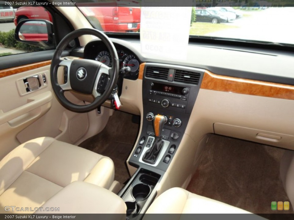 Beige Interior Photo for the 2007 Suzuki XL7 Luxury #50038407