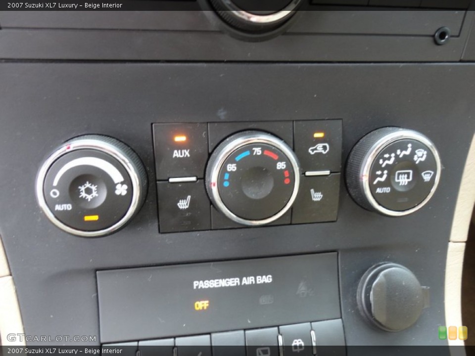 Beige Interior Controls for the 2007 Suzuki XL7 Luxury #50038638