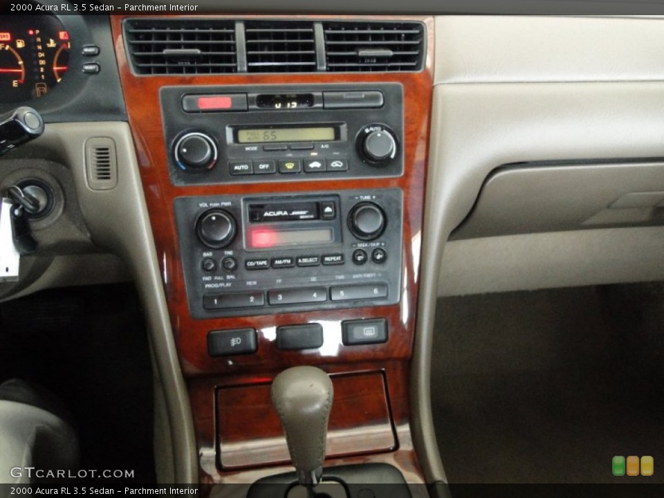 Parchment Interior Controls for the 2000 Acura RL 3.5 Sedan #50041287