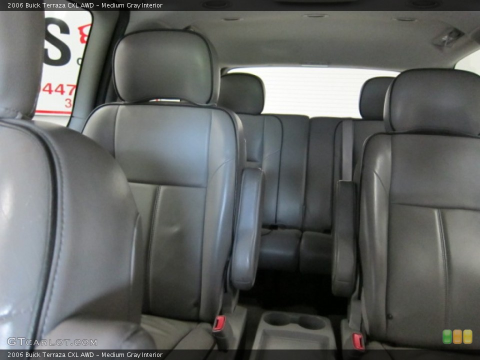 Medium Gray Interior Photo for the 2006 Buick Terraza CXL AWD #50041782