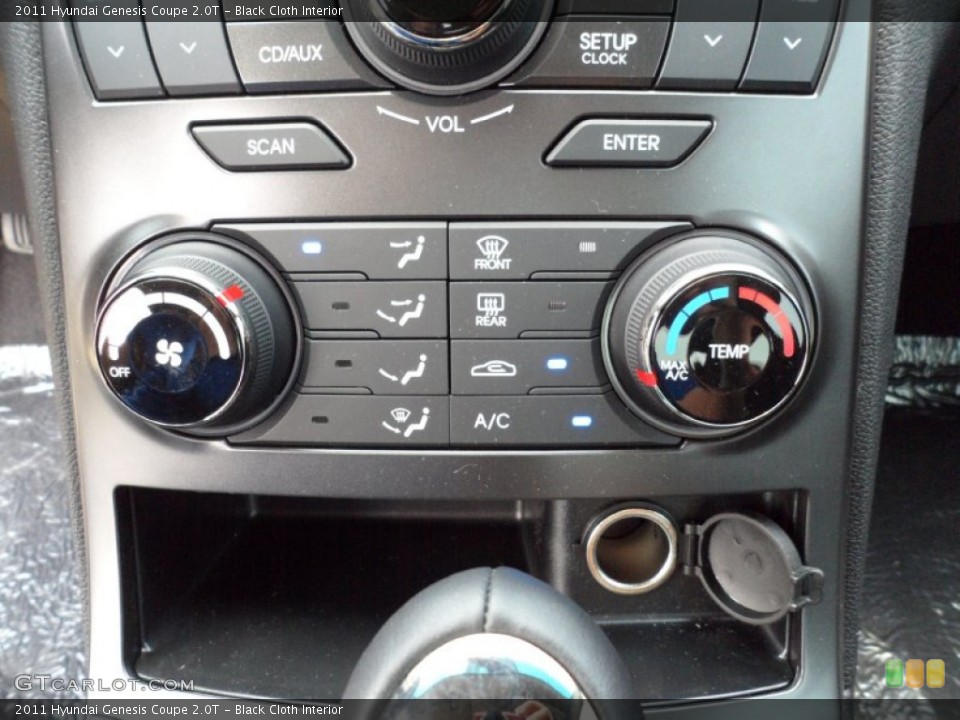 Black Cloth Interior Controls for the 2011 Hyundai Genesis Coupe 2.0T #50044128