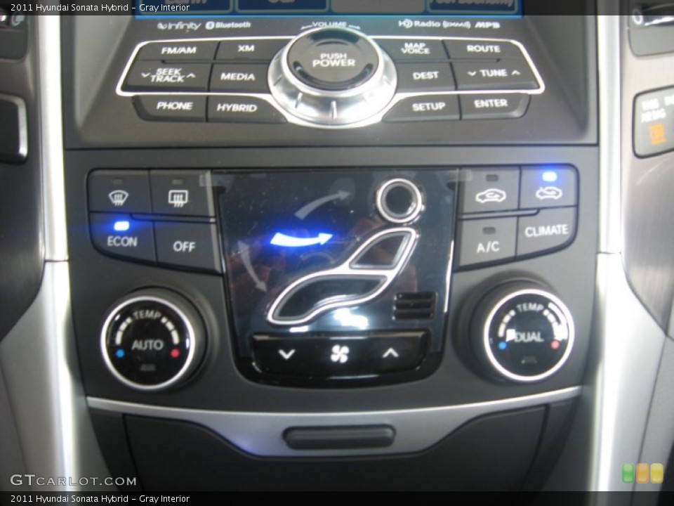 Gray Interior Controls for the 2011 Hyundai Sonata Hybrid #50048709