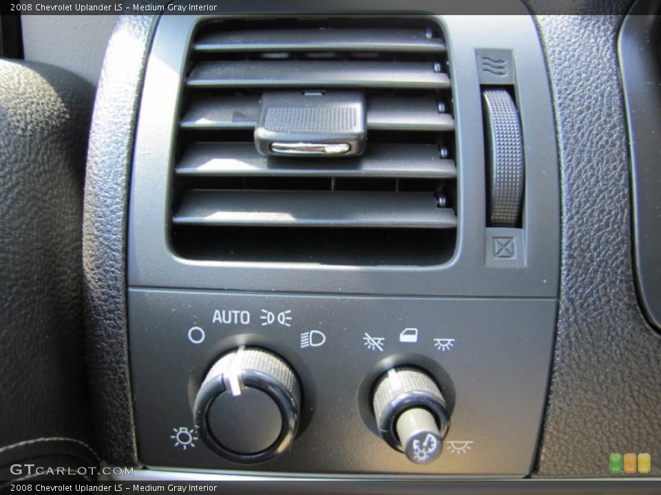 Medium Gray Interior Controls for the 2008 Chevrolet Uplander LS #50059285