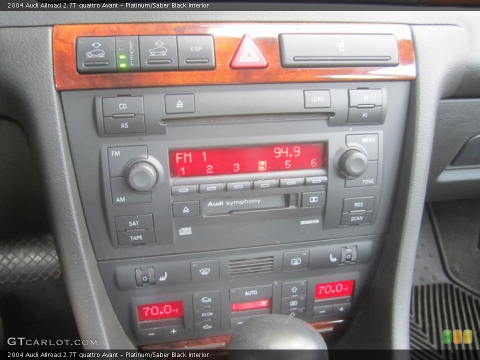 Platinum/Saber Black Interior Controls for the 2004 Audi Allroad 2.7T quattro Avant #50075287