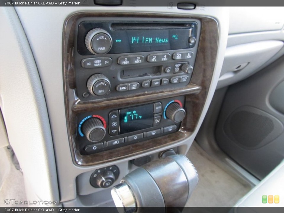 Gray Interior Controls for the 2007 Buick Rainier CXL AWD #50080978