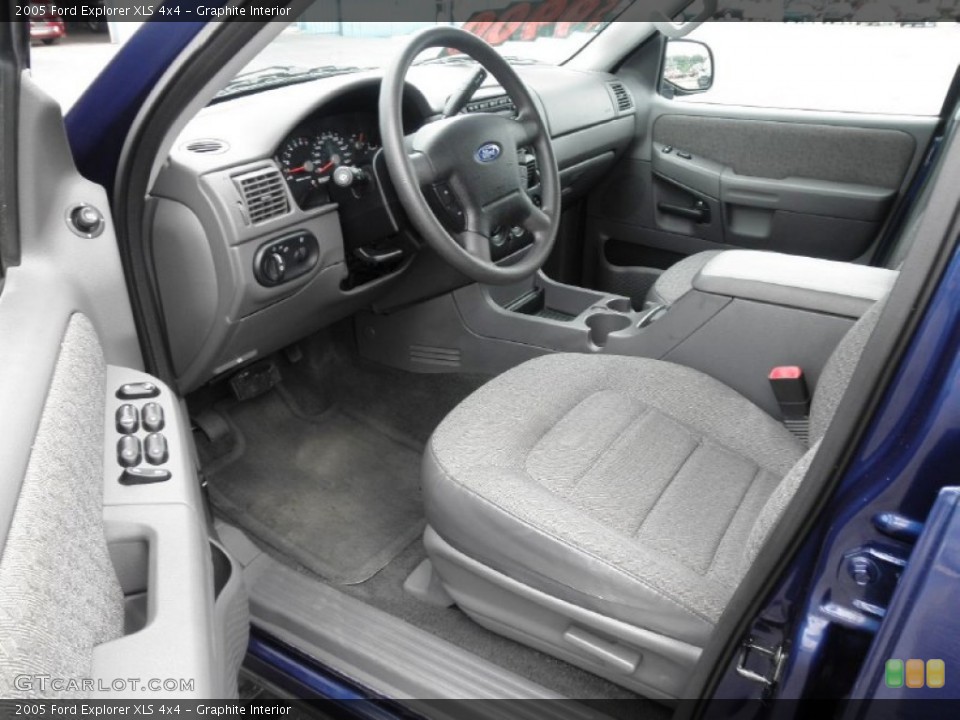 Graphite Interior Photo for the 2005 Ford Explorer XLS 4x4 #50081029