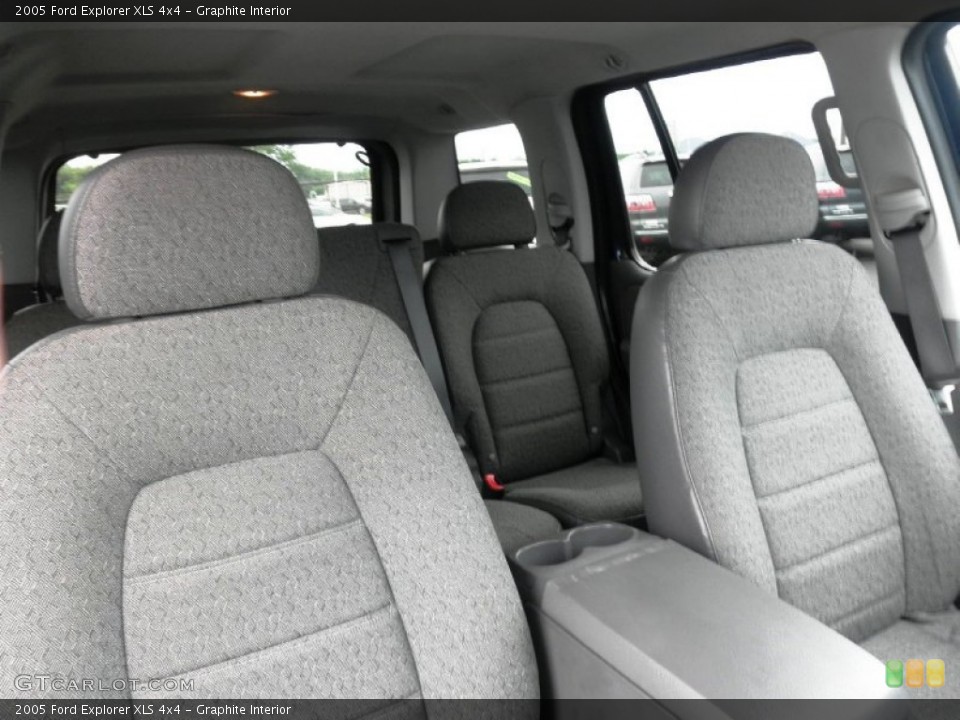 Graphite Interior Photo for the 2005 Ford Explorer XLS 4x4 #50081227