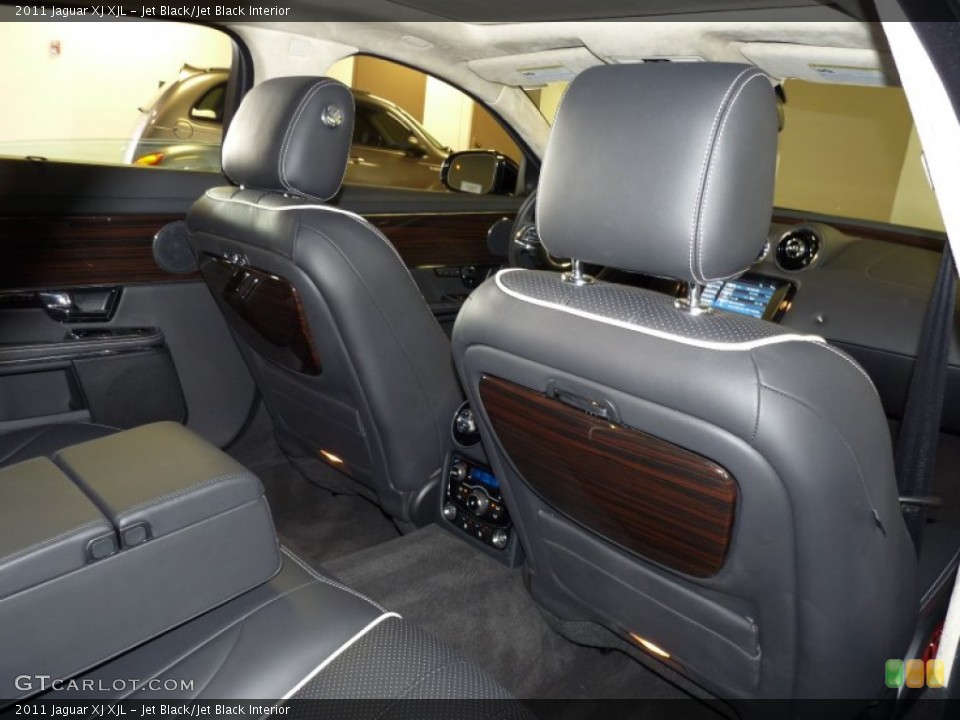 Jet Black/Jet Black Interior Photo for the 2011 Jaguar XJ XJL #50091411