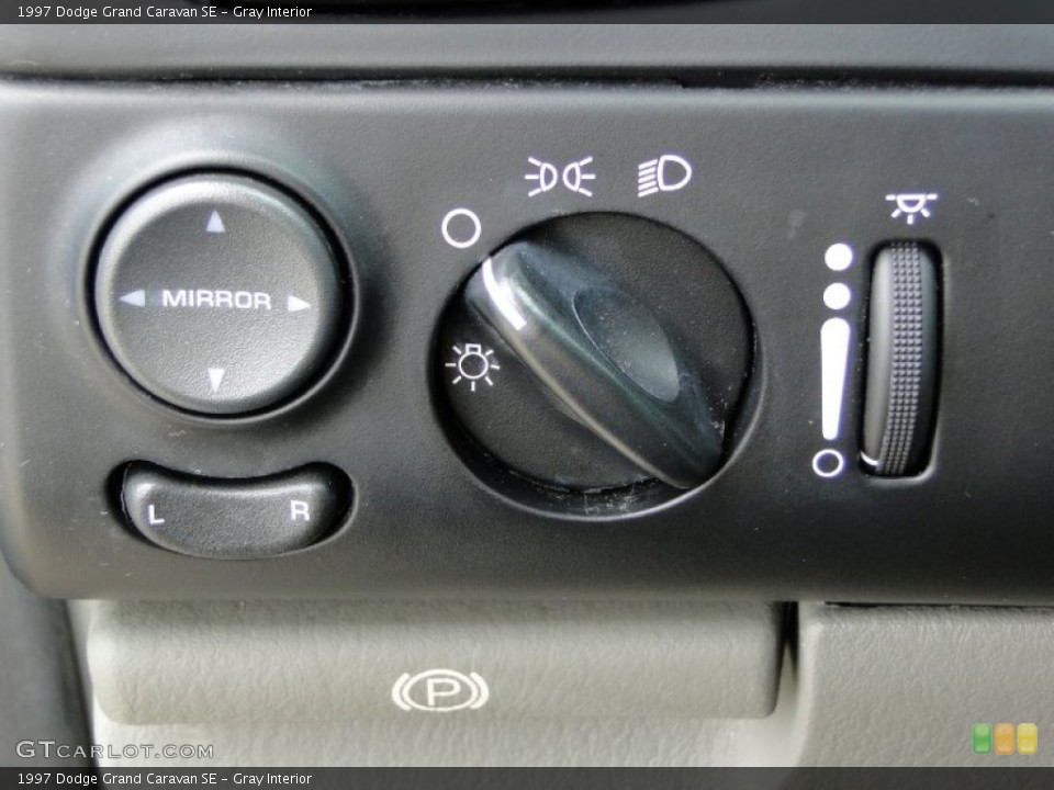 Gray Interior Controls for the 1997 Dodge Grand Caravan SE #50103354