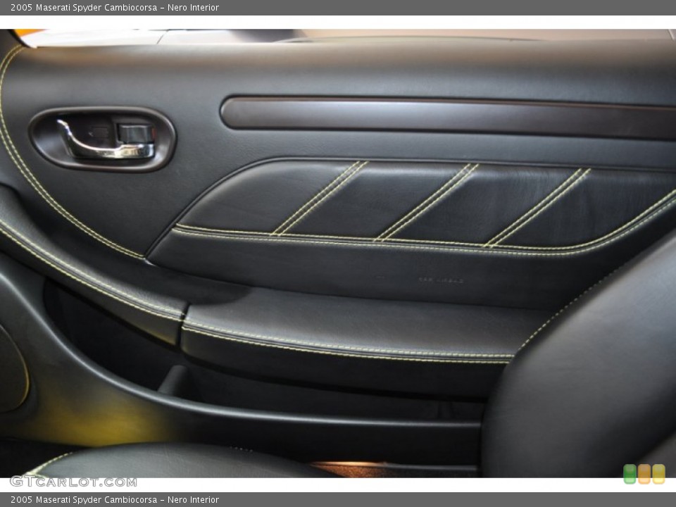 Nero Interior Door Panel for the 2005 Maserati Spyder Cambiocorsa #50107302