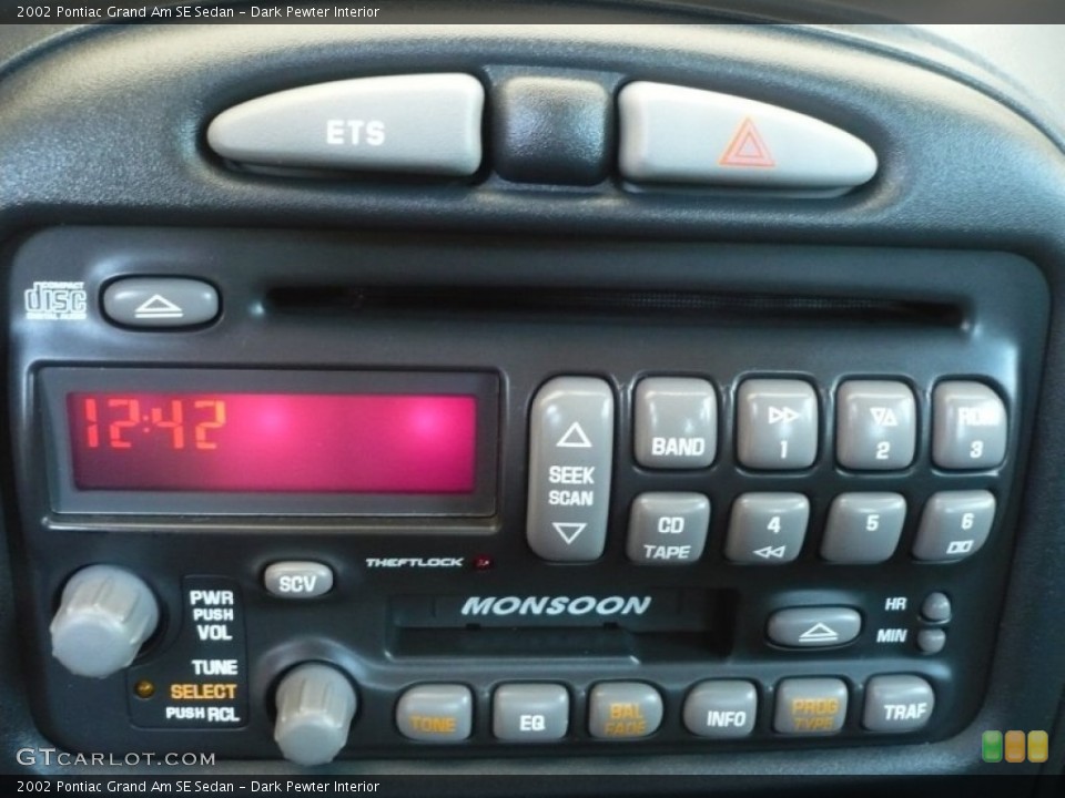 Dark Pewter Interior Controls for the 2002 Pontiac Grand Am SE Sedan #50112027
