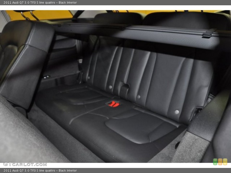 Black Interior Photo for the 2011 Audi Q7 3.0 TFSI S line quattro #50119074