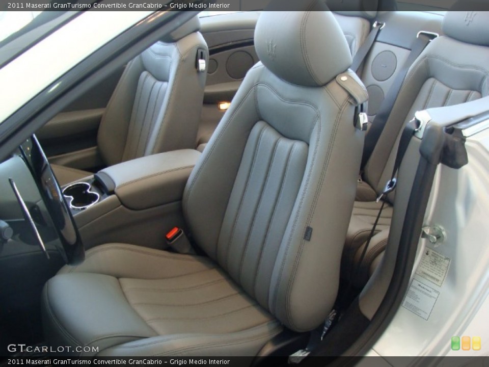 Grigio Medio Interior Photo for the 2011 Maserati GranTurismo Convertible GranCabrio #50130954