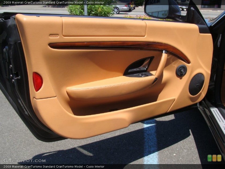 Cuoio Interior Door Panel for the 2009 Maserati GranTurismo  #50131347