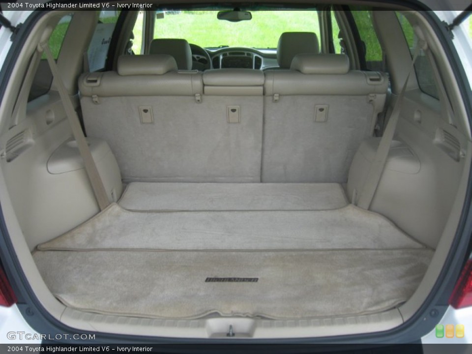 Ivory Interior Trunk for the 2004 Toyota Highlander Limited V6 #50135799