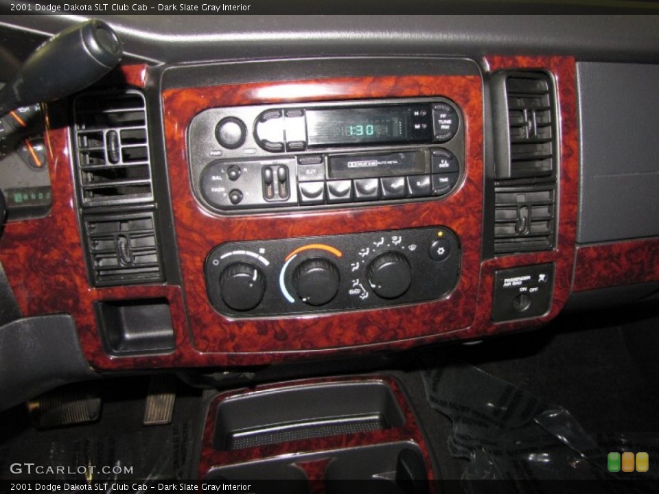 Dark Slate Gray Interior Controls for the 2001 Dodge Dakota SLT Club Cab #50136268