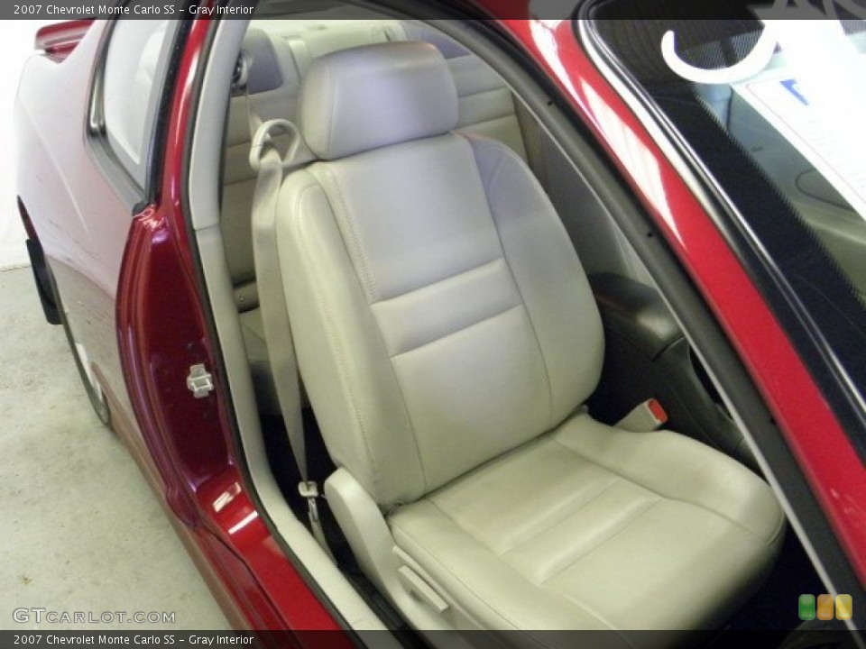 Gray Interior Photo for the 2007 Chevrolet Monte Carlo SS #50139472