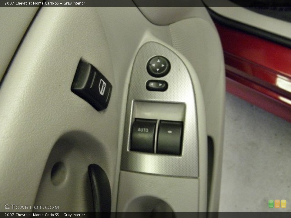 Gray Interior Controls for the 2007 Chevrolet Monte Carlo SS #50139568