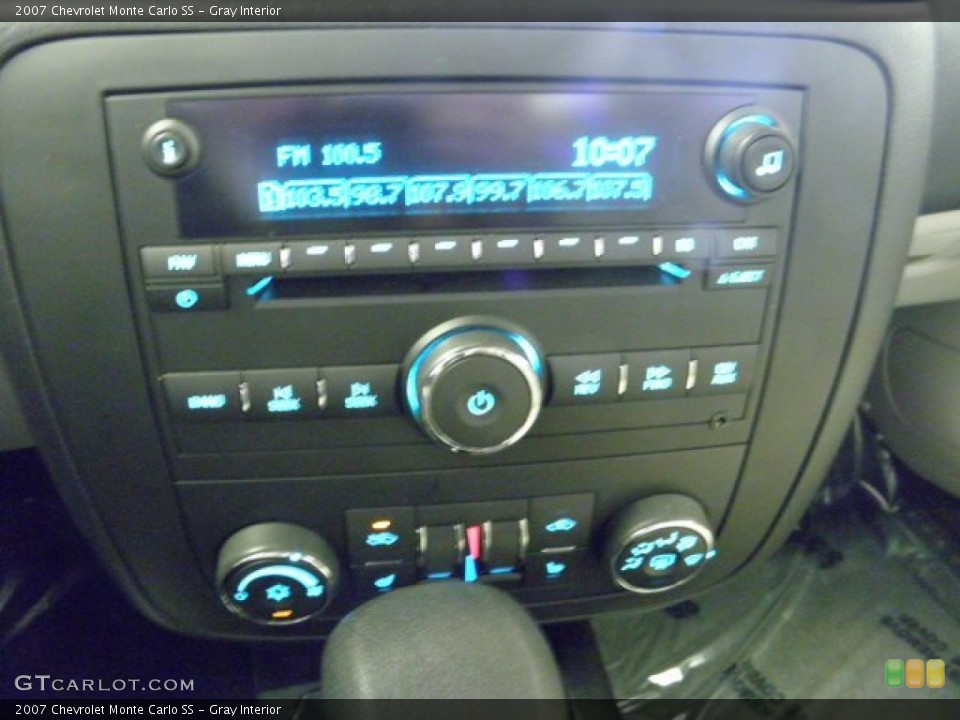 Gray Interior Controls for the 2007 Chevrolet Monte Carlo SS #50139655