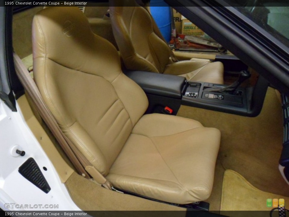 Beige Interior Photo for the 1995 Chevrolet Corvette Coupe #50141257