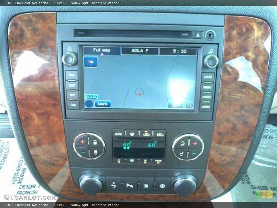 Ebony/Light Cashmere Interior Navigation for the 2007 Chevrolet Avalanche LTZ 4WD #50144497