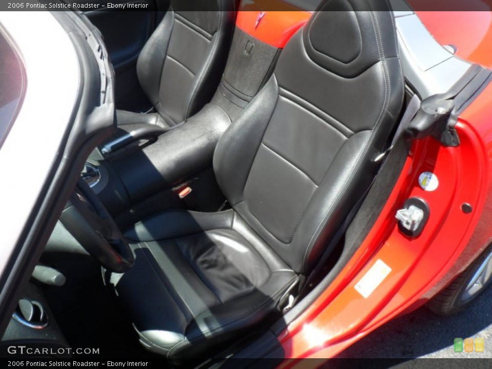Ebony Interior Photo for the 2006 Pontiac Solstice Roadster #50146807