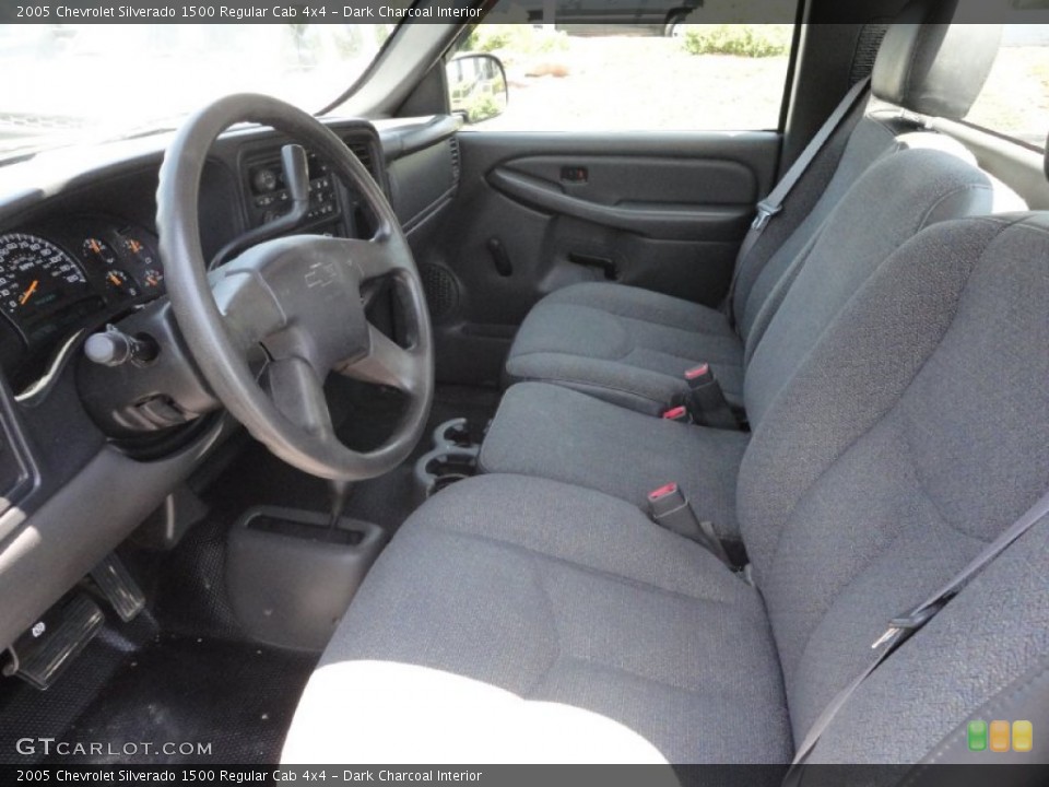 Dark Charcoal Interior Photo for the 2005 Chevrolet Silverado 1500 Regular Cab 4x4 #50152029