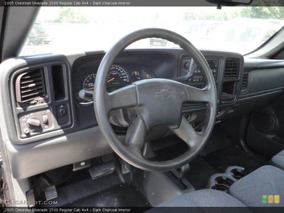 Dark Charcoal Interior Dashboard for the 2005 Chevrolet Silverado 1500 Regular Cab 4x4 #50152047
