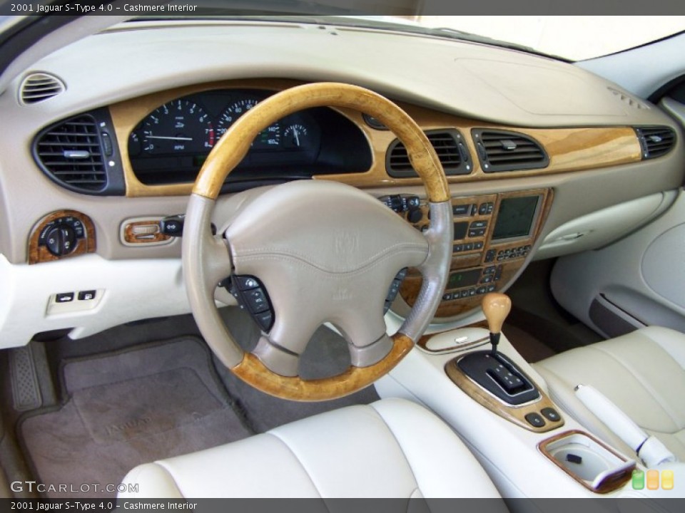 Cashmere Interior Photo for the 2001 Jaguar S-Type 4.0 #50153945