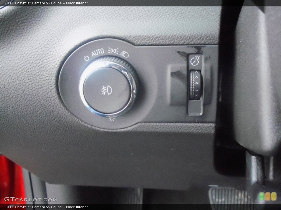 Black Interior Controls for the 2011 Chevrolet Camaro SS Coupe #50155115