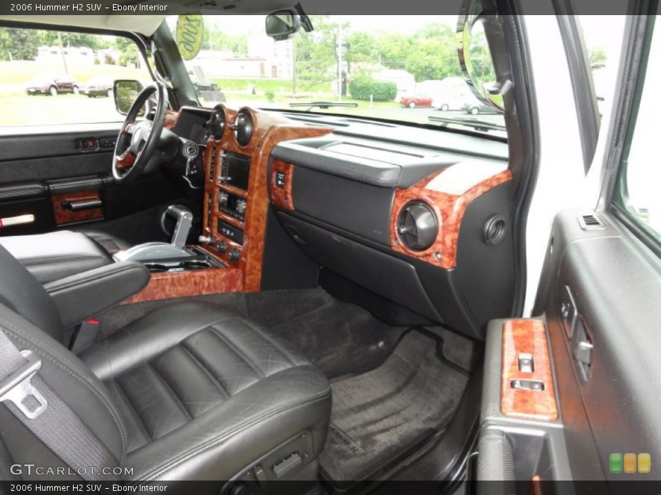 Ebony Interior Dashboard for the 2006 Hummer H2 SUV #50162480