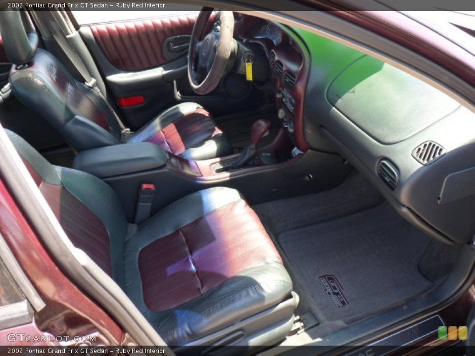 Ruby Red Interior Photo for the 2002 Pontiac Grand Prix GT Sedan #50163578
