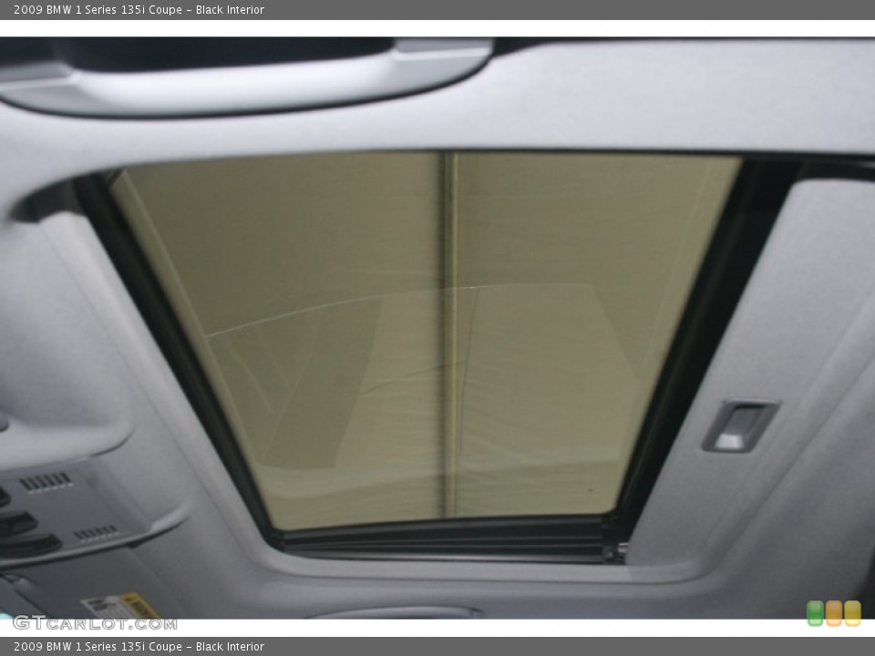 Black Interior Sunroof for the 2009 BMW 1 Series 135i Coupe #50164028