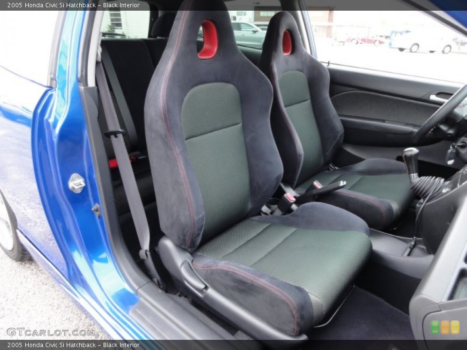 Black Interior Photo for the 2005 Honda Civic Si Hatchback #50167772