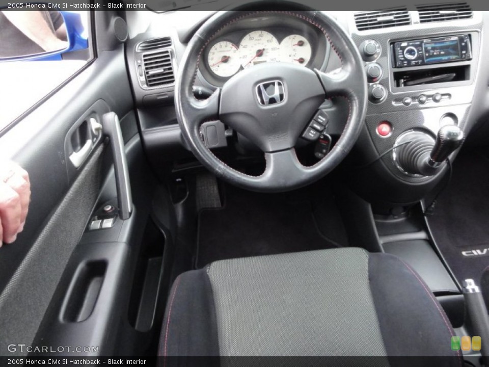 Black Interior Dashboard for the 2005 Honda Civic Si Hatchback #50168009