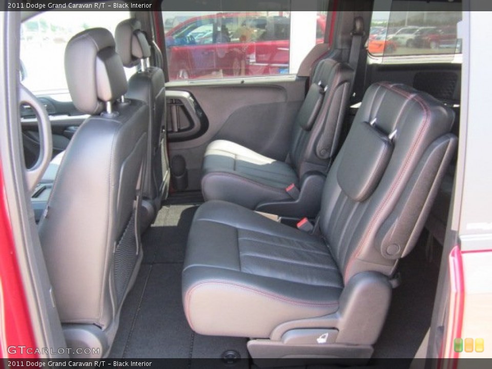 Black Interior Photo for the 2011 Dodge Grand Caravan R/T #50176700