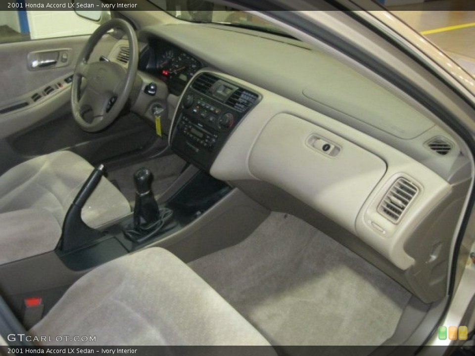 Ivory Interior Photo for the 2001 Honda Accord LX Sedan #50183936