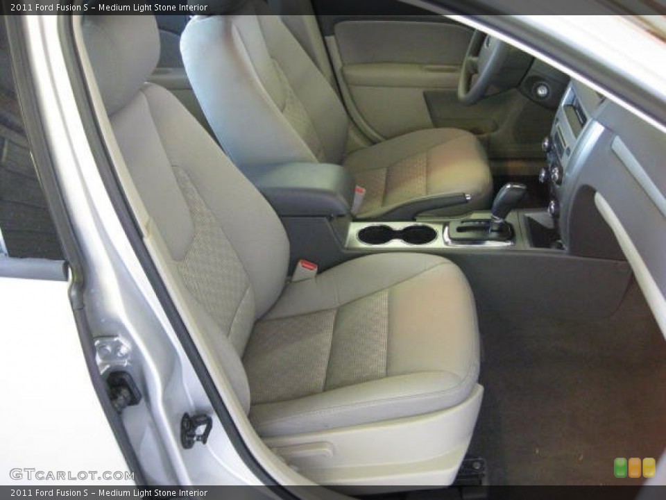 Medium Light Stone Interior Photo for the 2011 Ford Fusion S #50188362